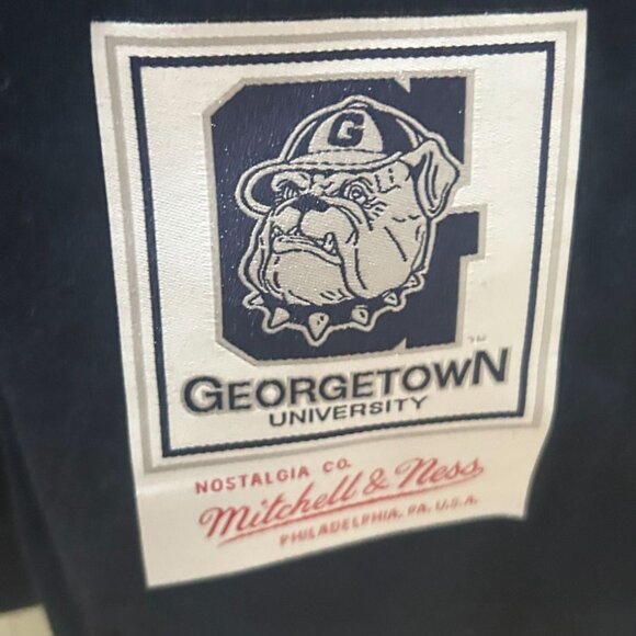 NWT Adult M Georgetown Hoyas Navy Halftime T-Shirt Mitchell & Ness MSRP $36 - Picture 3 of 5